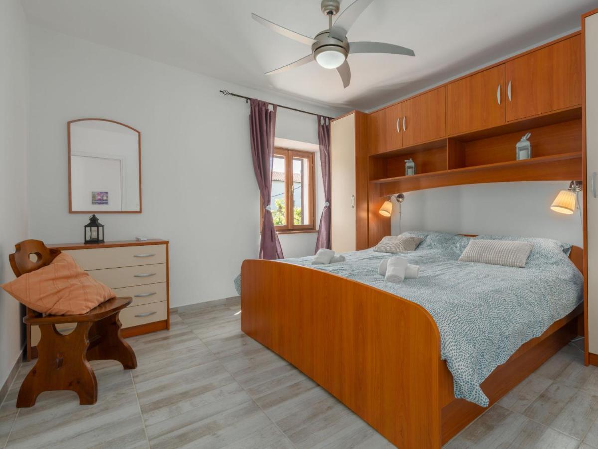 Holiday Home Villa Lucky By Interhome Brtonigla Buitenkant foto