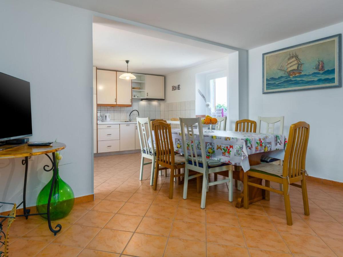 Holiday Home Villa Lucky By Interhome Brtonigla Buitenkant foto