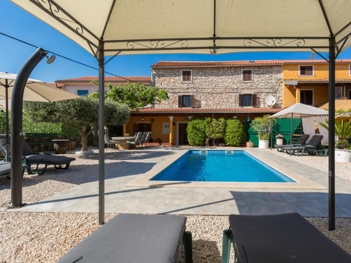 Holiday Home Villa Lucky By Interhome Brtonigla Buitenkant foto