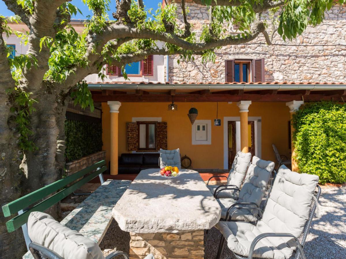Holiday Home Villa Lucky By Interhome Brtonigla Buitenkant foto